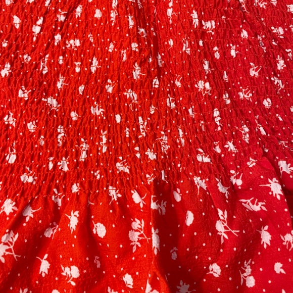 H&M Red Smocked Tube Top Small NWT - Picture 6 of 7